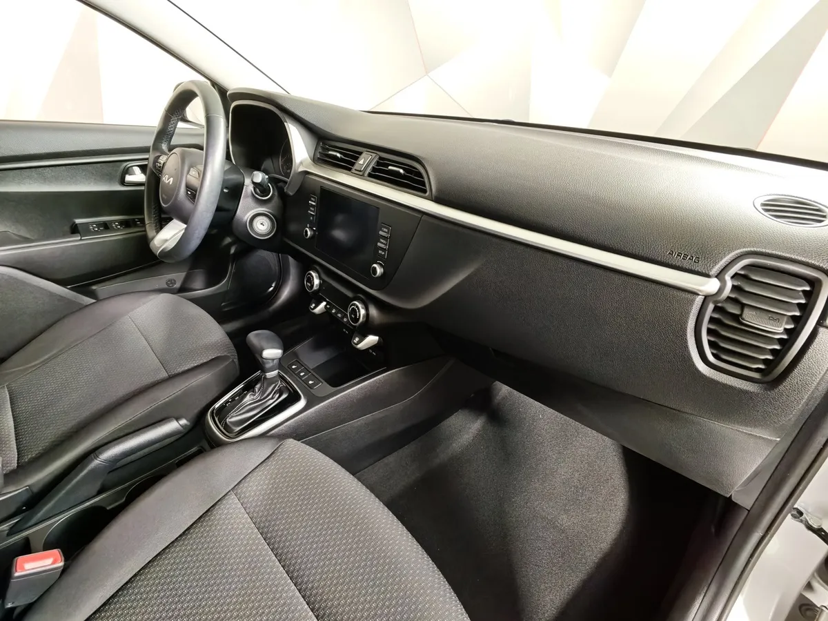 Kia Rio X 1.6 AT (123 л.с.) Comfort Серый в АВИЛОН. Слайд №13