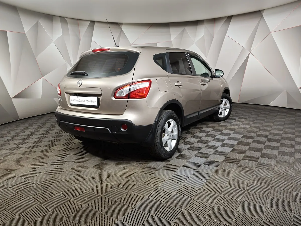 Nissan Qashqai 2.0 CVT AWD (141 л.с.) Коричневый в АВИЛОН. Слайд №2