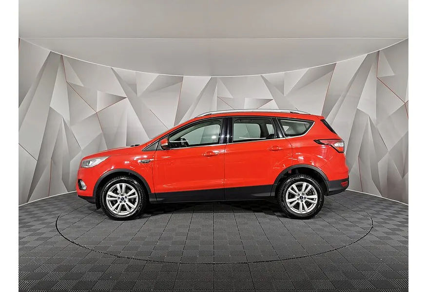 Ford Kuga 2.5 AT (150 л.с.) Красный в АВИЛОН. Слайд №5