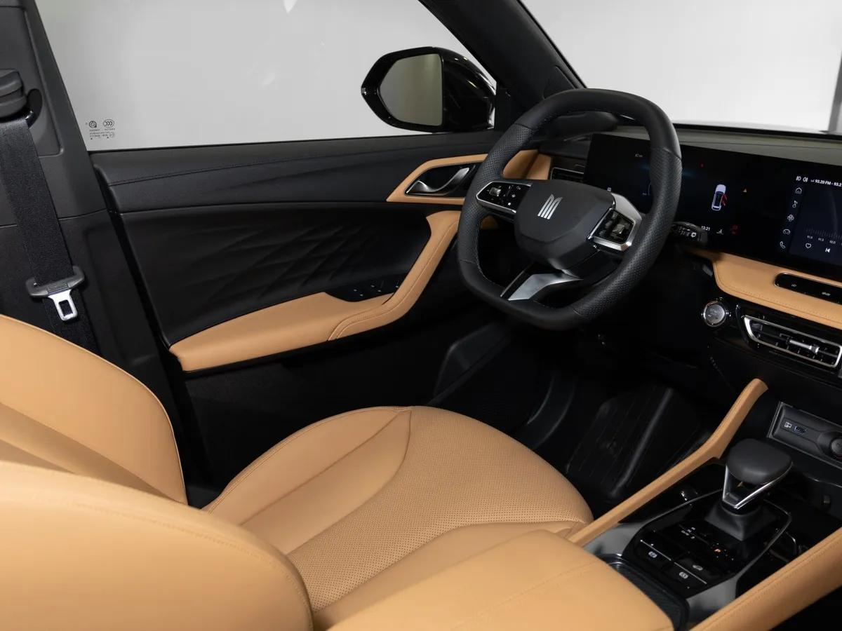 Москвич М70 1.5 DCT FWD (150 л.с.) Драйв Черный в АВИЛОН. Слайд №13