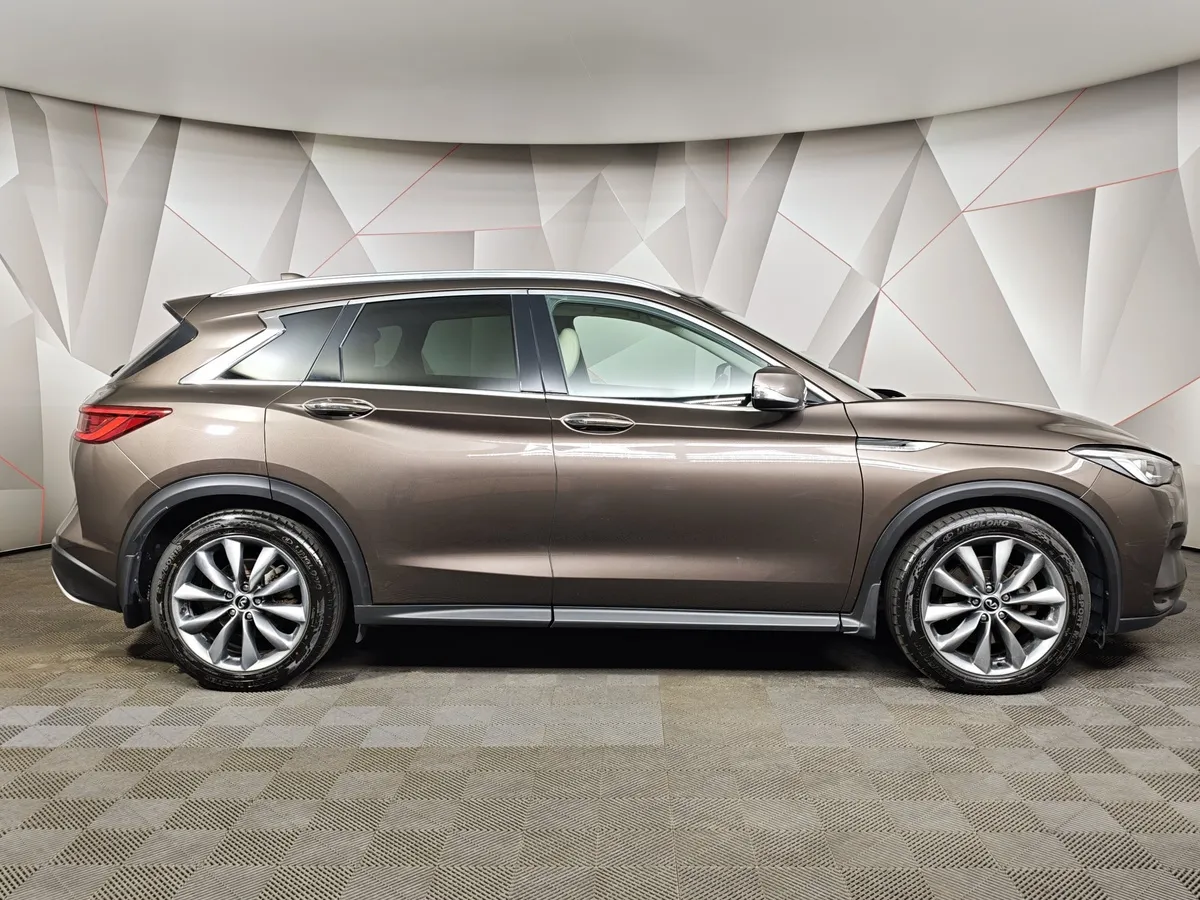 Infiniti QX50 2.0 VC-T CVT AWD (249 л.с.) Коричневый в АВИЛОН. Слайд №6