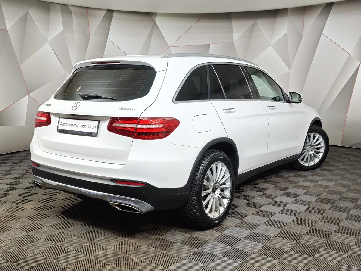 Mercedes-Benz GLC 250 9G-TRONIC 4MATIC (211 л.с.) Premium Белый в АВИЛОН. Слайд №2