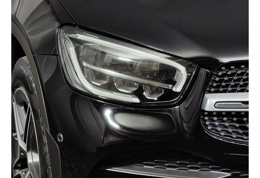 Mercedes-Benz GLC 350e 7G-TRONIC PLUS 4MATIC (211 л.с.) Особая серия Черный в АВИЛОН. Слайд №9