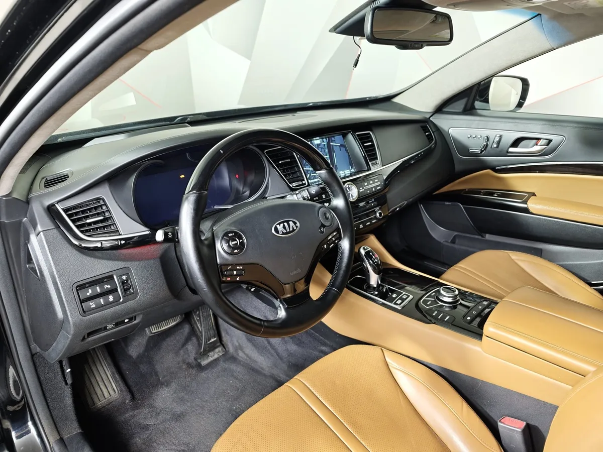 Kia Quoris 3.8 AT (334 л.с.) Premium Черный в АВИЛОН. Слайд №19