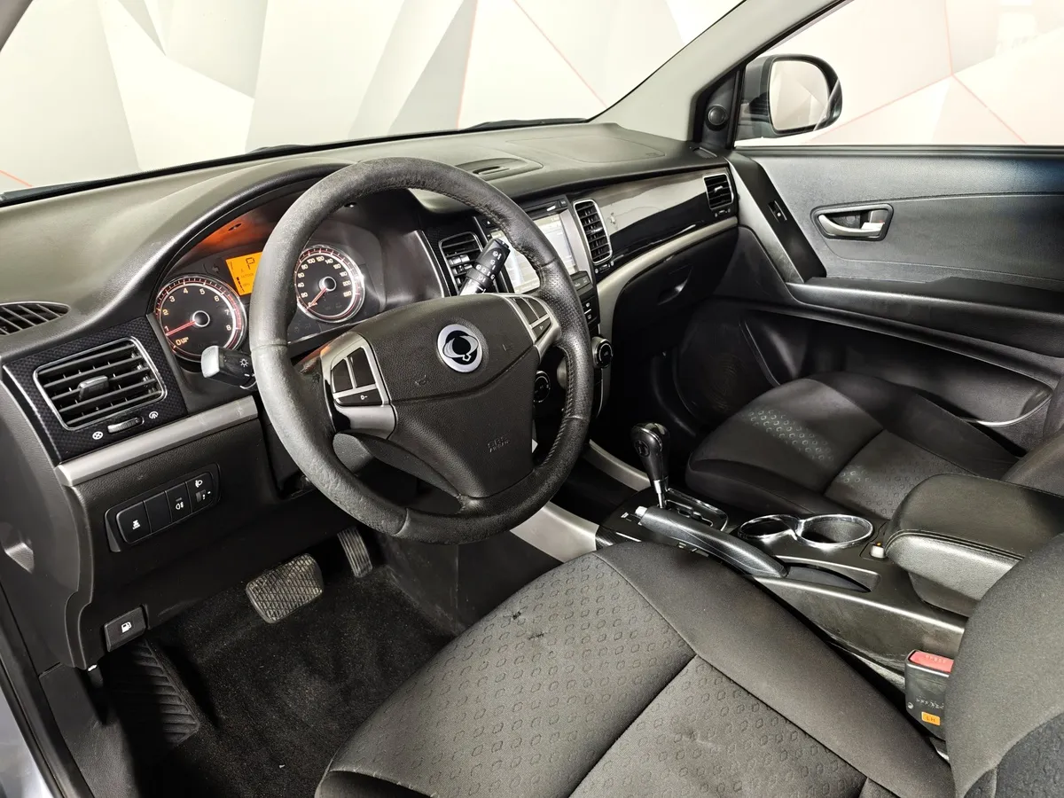 SsangYong Actyon 2.0 AT AWD (149 л.с.) Серый в АВИЛОН. Слайд №18
