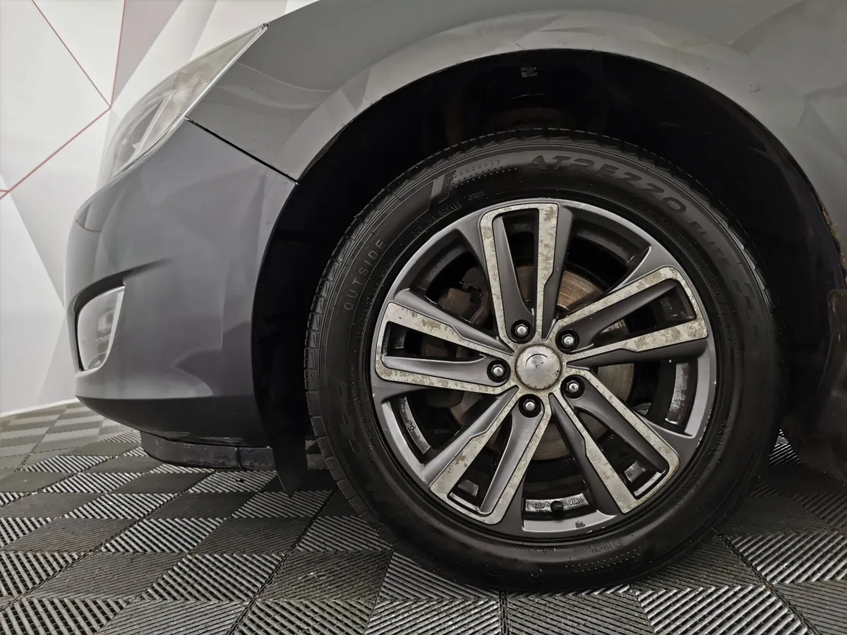 Opel Astra 1.4 Turbo AT (140 л.с.) Серый в АВИЛОН. Слайд №9