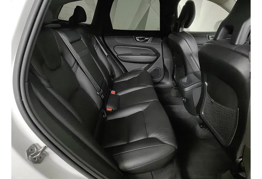 АВИЛОН - Volvo XC60 2.4 D4 Geartronic AWD (190 л.с.) Белый - slide 12