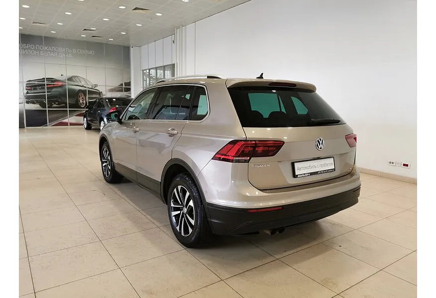 Volkswagen Tiguan 1.4 TSI 4Motion DSG (150 л.с.) Status Plus Бежевый в АВИЛОН. Слайд №4