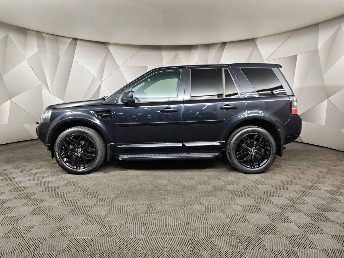 Land Rover Freelander 2.2 SD4 AT 4WD (190 л.с.) HSE Черный в АВИЛОН. Слайд №5