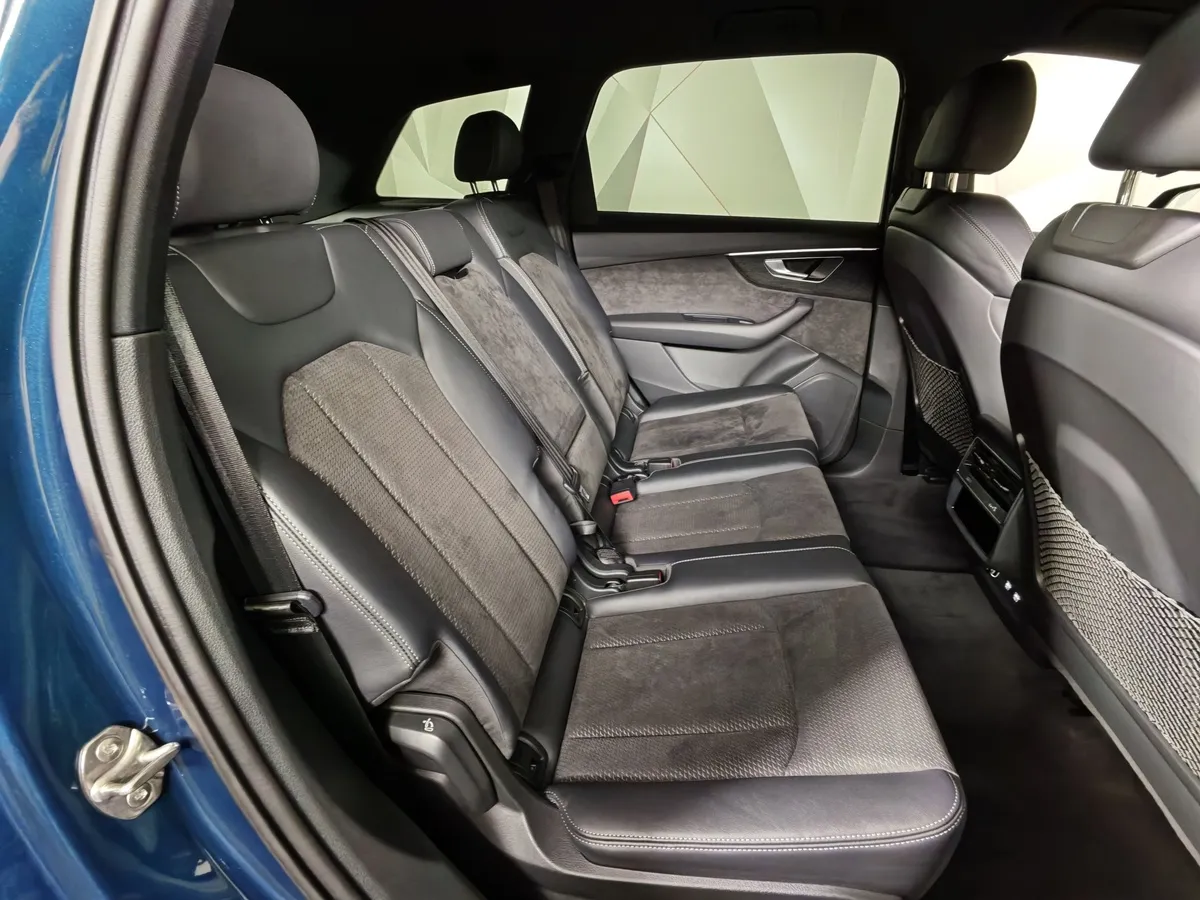 Audi Q7 3.0 TDI Tiptronic quattro (249 л.с.) Синий в АВИЛОН. Слайд №16