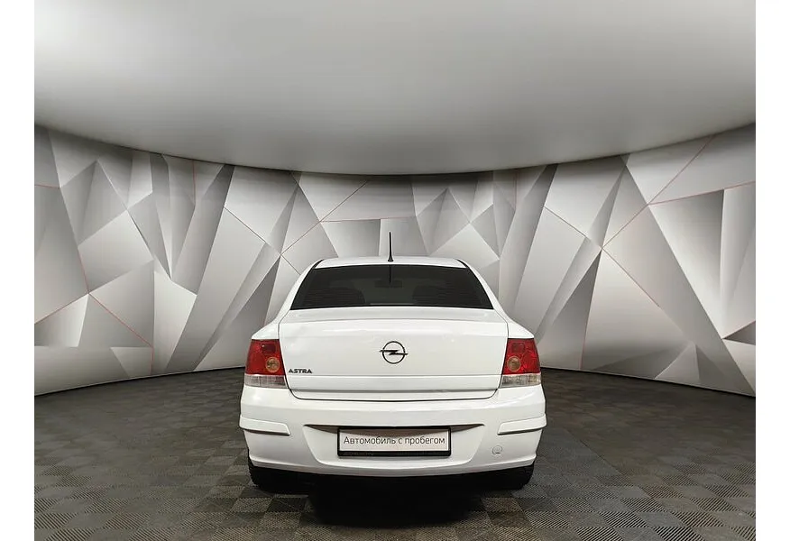 Opel Astra 1.8 AT (140 л.с.) base Белый в АВИЛОН. Слайд №8