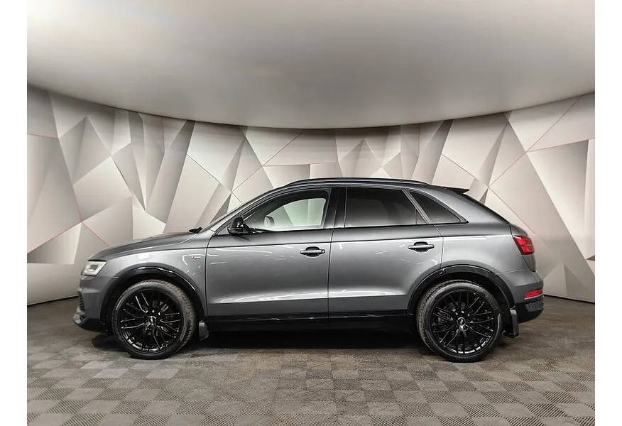 Audi Q3 2.0 TFSI S tronic quattro (180 л.с.) Sport Серый в АВИЛОН. Слайд №5