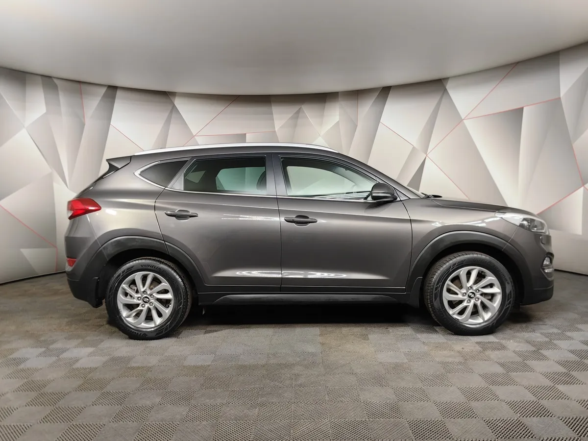 Hyundai Tucson 2.0 AT (150 л.с.) Lifestyle Коричневый в АВИЛОН. Слайд №6