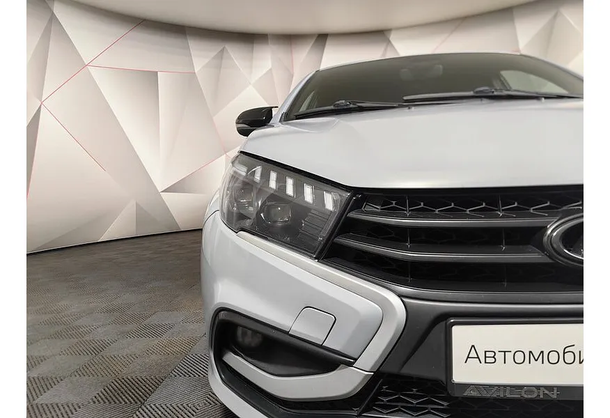 LIVE. Слайд №17