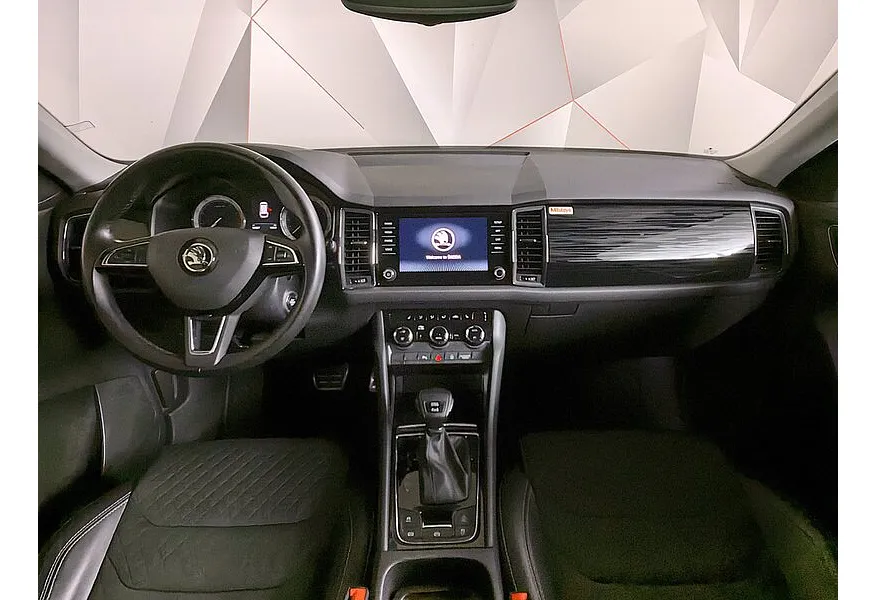 Skoda Kodiaq 2.0 TSI DSG 4X4 (180 л.с.) Коричневый в АВИЛОН. Слайд №13