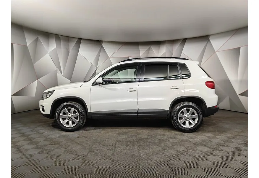 Volkswagen Tiguan 2.0 TSI 4Motion AT (170 л.с.) Track & Field Белый в АВИЛОН. Слайд №5