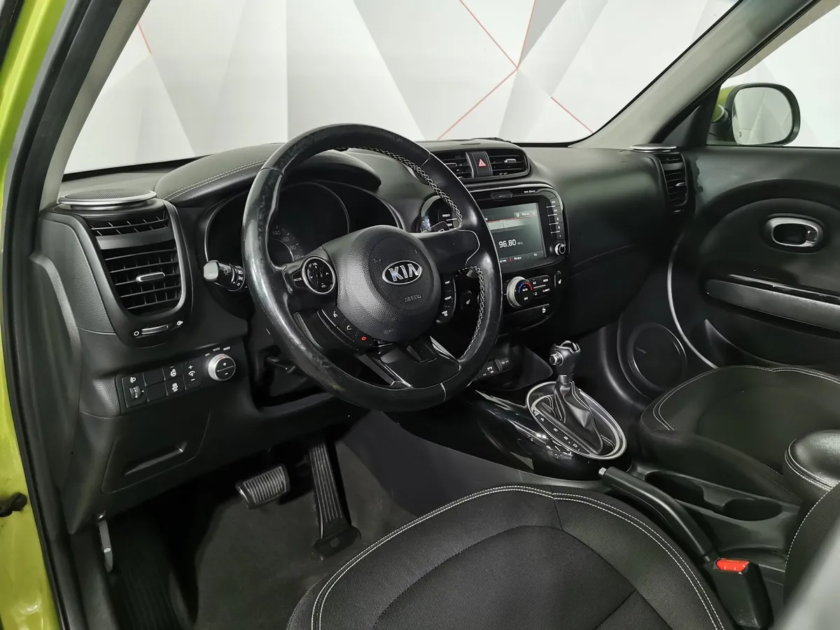 Kia Soul 1.6 AT (132 л.с.) Prestige Зеленый в АВИЛОН. Слайд №19