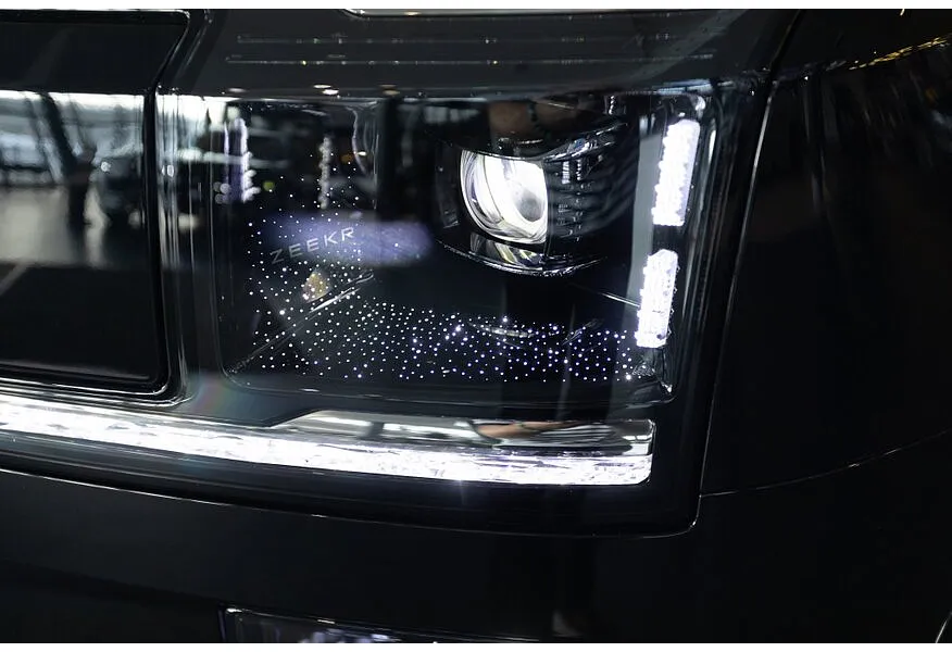 Zeekr 9X 2.0h AT 4WD (1177 л.с.) Max Черный в АВИЛОН. Слайд №12