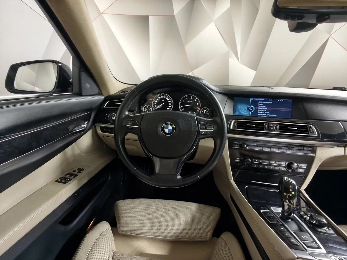 BMW 7 серия 750Li xDrive AT (407 л.с.) Черный в АВИЛОН. Слайд №14