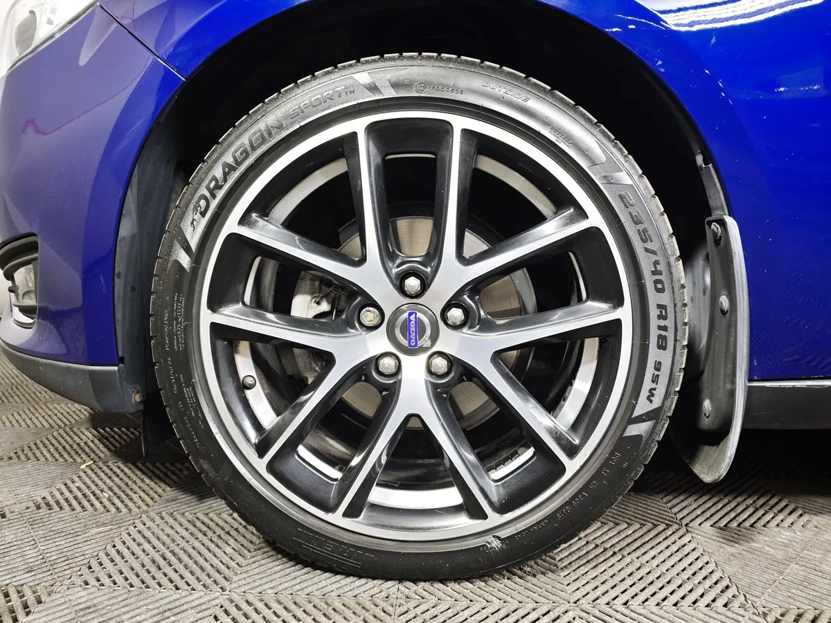 Ford Focus 1.5 EcoBoost AT (150 л.с.) Titanium Синий в АВИЛОН. Слайд №9