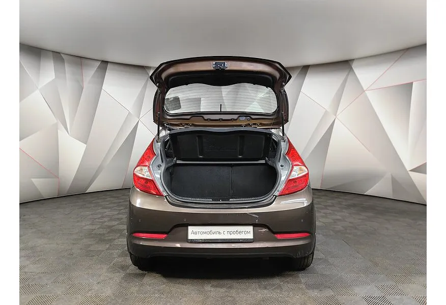 Hyundai Solaris 1.6 AT (123 л.с.) Comfort Коричневый в АВИЛОН. Слайд №10