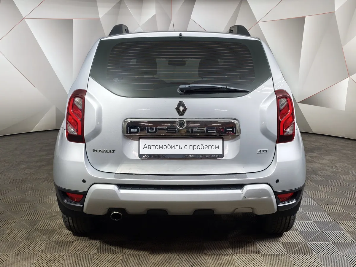 Renault Duster 2.0 AT 4x4 (143 л.с.) Серый в АВИЛОН. Слайд №8