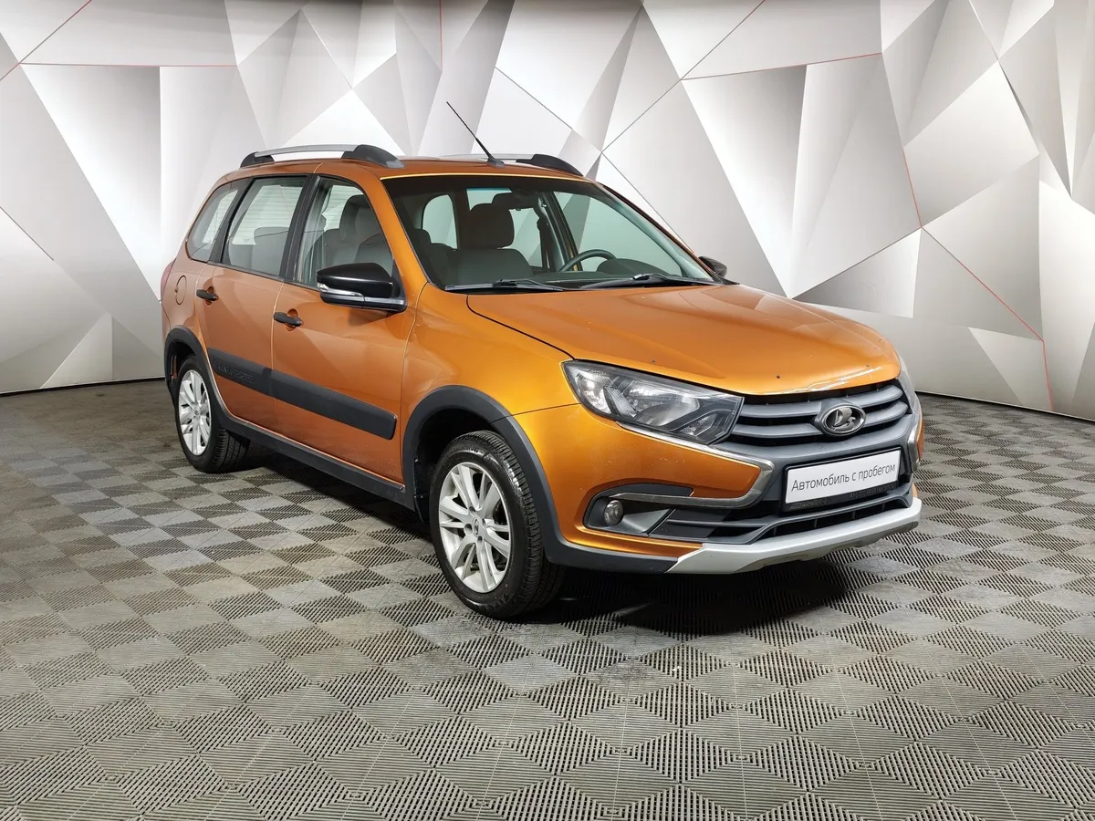 ВАЗ (Lada) Granta 1.6 MT (106 л.с.) Золотой в АВИЛОН. Слайд №3