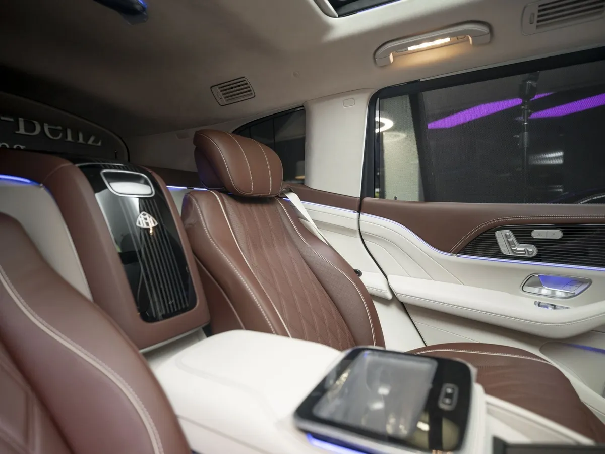 Mercedes-Benz GLS 600 9G-Tronic 4Matic (557 л.с.) Черный в АВИЛОН. Слайд №13