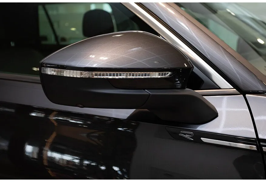 Volkswagen Tavendor 2.0TSI DSG 4WD (220 л.с.) R-Line Touring Edition Черный в АВИЛОН. Слайд №17