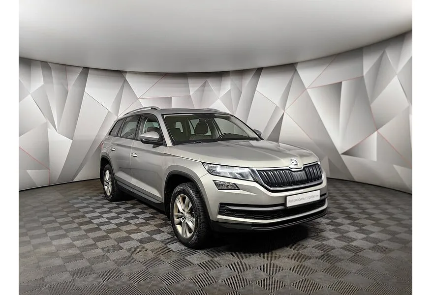 Skoda Kodiaq 1.4 TSI DSG 4X4 (150 л.с.) Бежевый в АВИЛОН. Слайд №2