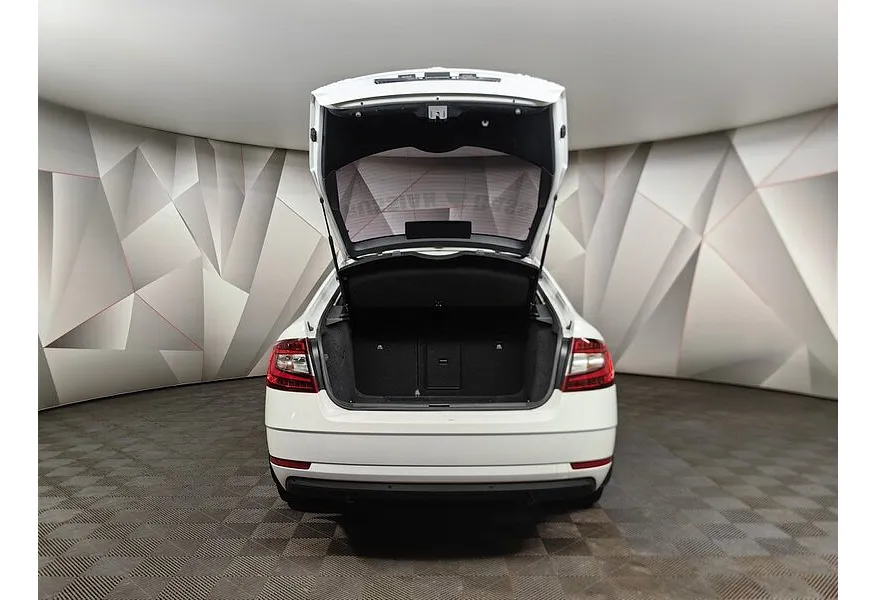 АВИЛОН - Skoda Octavia 1.4 TSI DSG (150 л.с.) Ambition Белый - slide 17