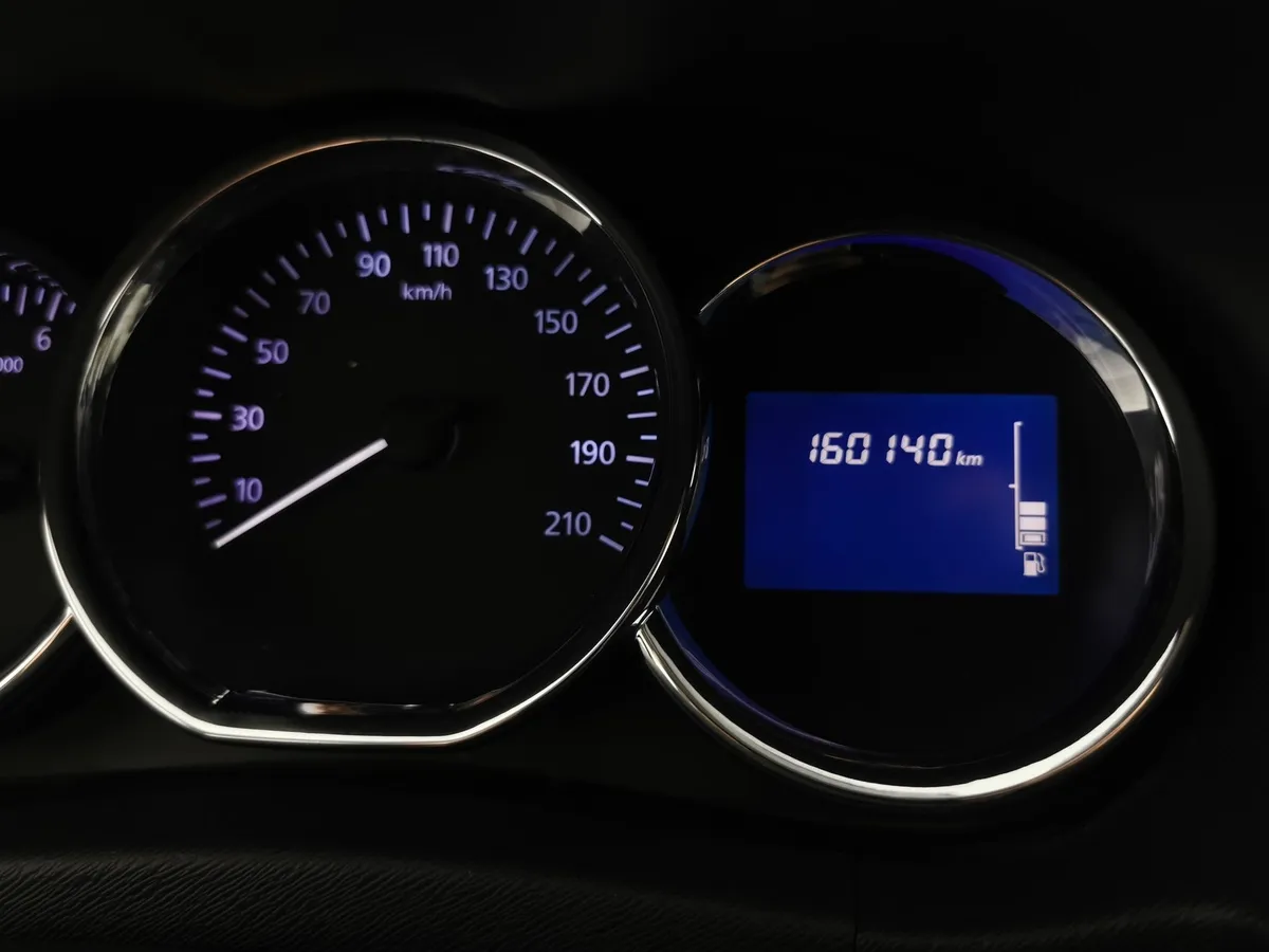 Nissan Terrano 2.0 MT AWD (143 л.с.) Синий в АВИЛОН. Слайд №17