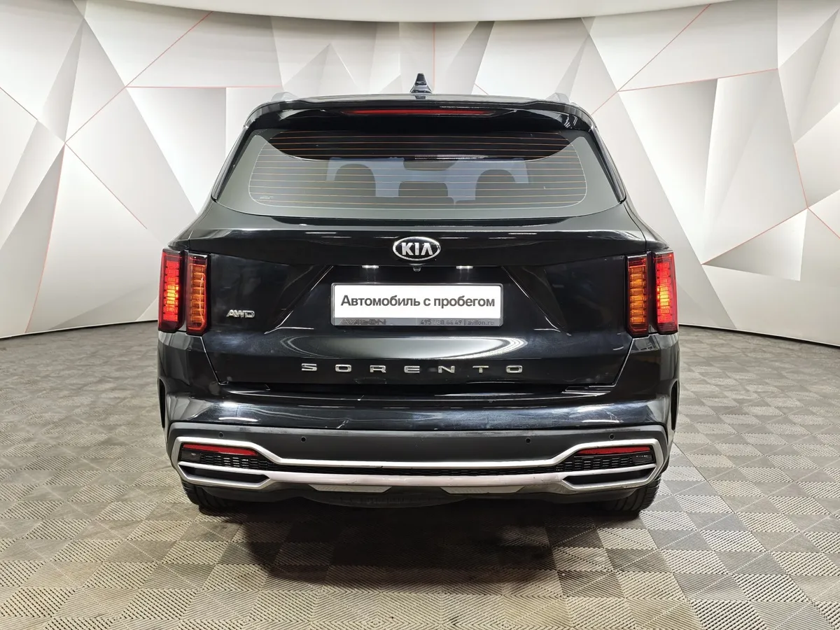 Kia Sorento 2.5 MPI 4WD AT (180 л.с.) Prestige Черный в АВИЛОН. Слайд №8