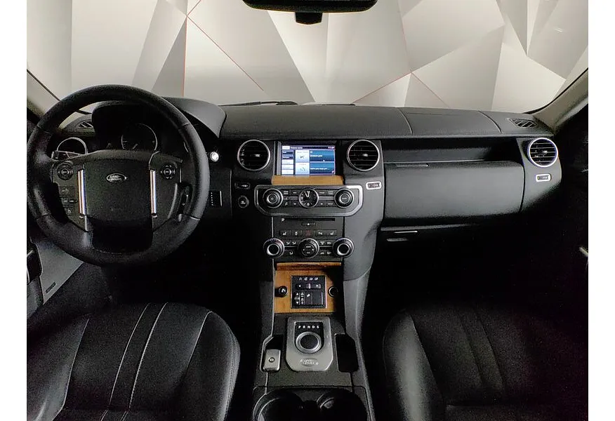 Land Rover Discovery 3.0 SDV6 AT 4WD (249 л.с.) Graphite LE Черный в АВИЛОН. Слайд №14