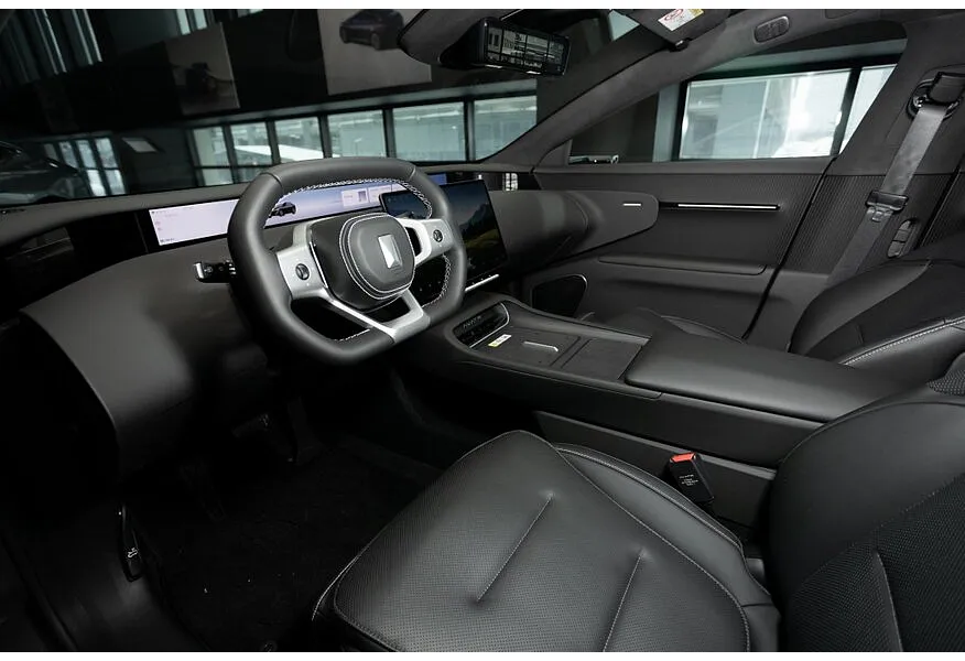 Avatr 12 AT 4WD (578 л.с.) Dual Motor Business Серый в АВИЛОН. Слайд №7