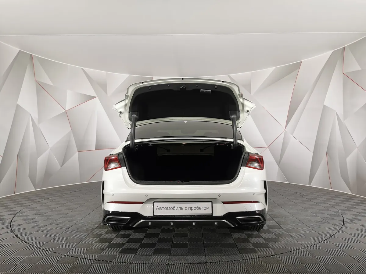 Kia K5 2.0 AT (240 л.с.) Premium Белый в АВИЛОН. Слайд №11