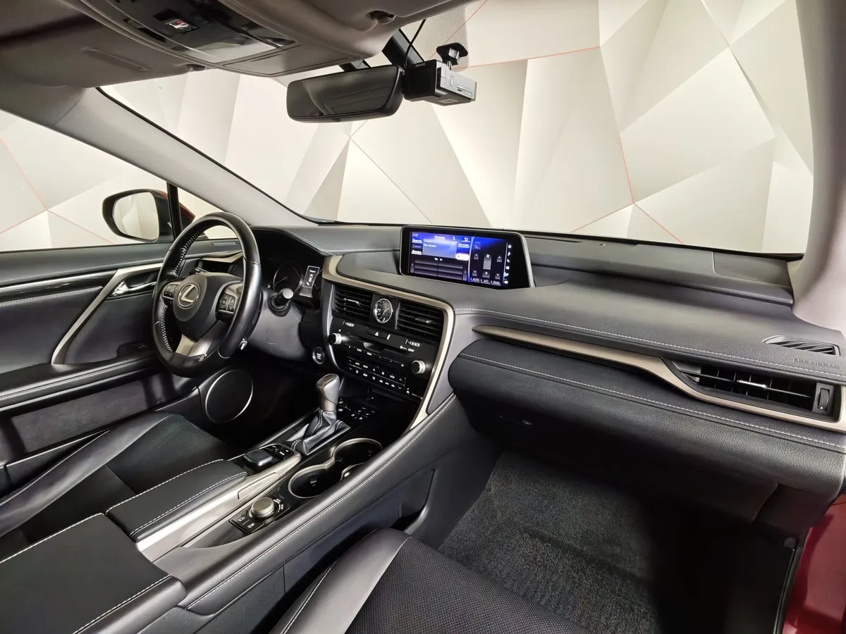 Lexus RX 200t AT AWD (238 л.с.) Executive Красный в АВИЛОН. Слайд №13