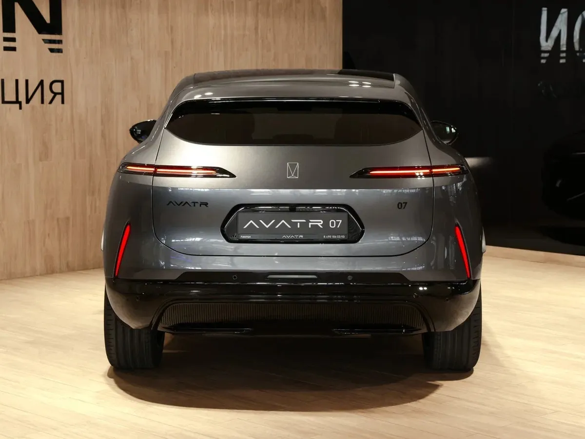 Avatr 07 1.5h AT 4WD (502 л.с.) 7_3.1 Серый в АВИЛОН. Слайд №4