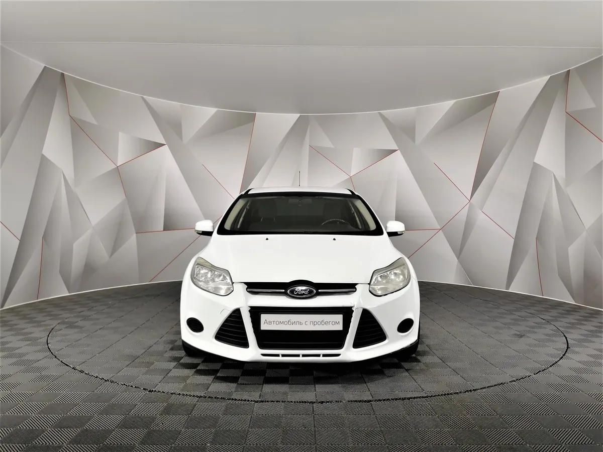 Ford Focus 1.6 MT (105 л.с.) Special Edition Белый в АВИЛОН. Слайд №7