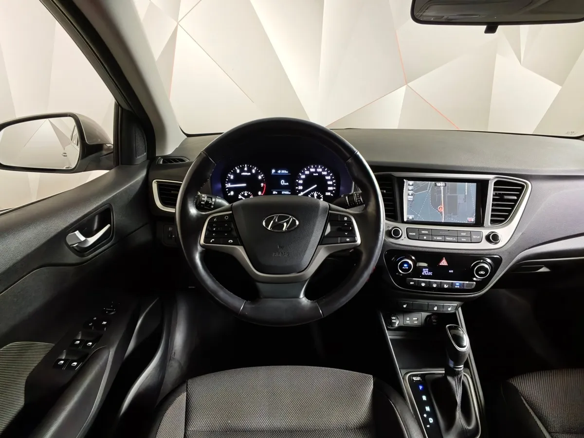 Hyundai Solaris 1.6 AT (123 л.с.) Elegance Серебристый в АВИЛОН. Слайд №20