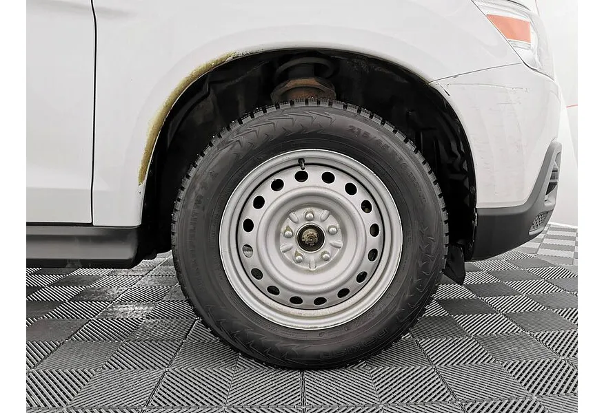 Mitsubishi ASX 1.6 MT 2WD (117 л.с.) Белый в АВИЛОН. Слайд №9