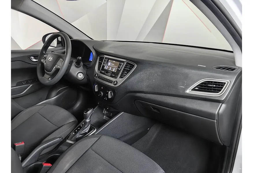 Hyundai Solaris 1.6 AT (123 л.с.) Active Plus Белый в АВИЛОН. Слайд №10