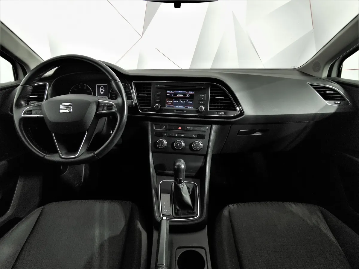 SEAT Leon 1.2 TSI DSG (105 л.с.) Белый в АВИЛОН. Слайд №13