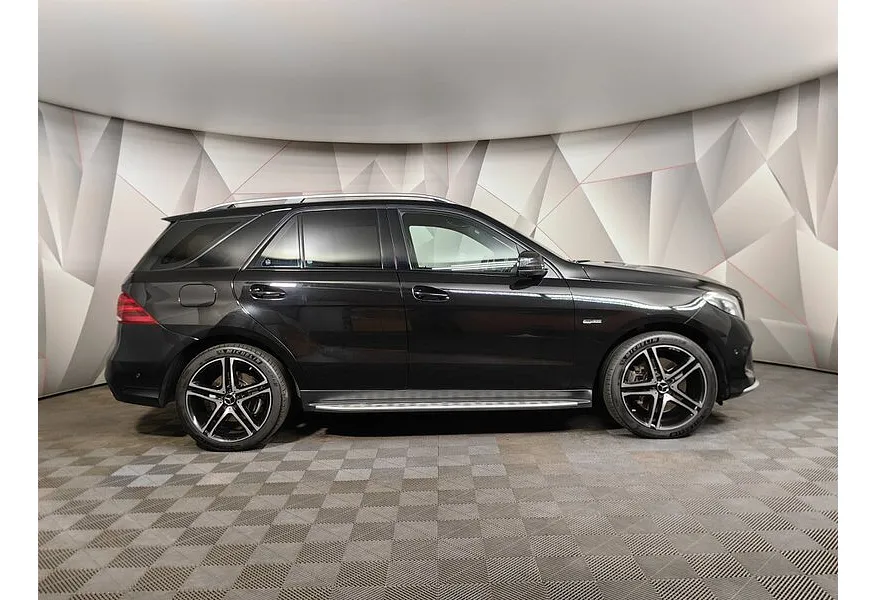 АВИЛОН - Mercedes-Benz GLE AMG 43 4MATIC 9G-TRONIC (390 л.с.) Черный - slide 3