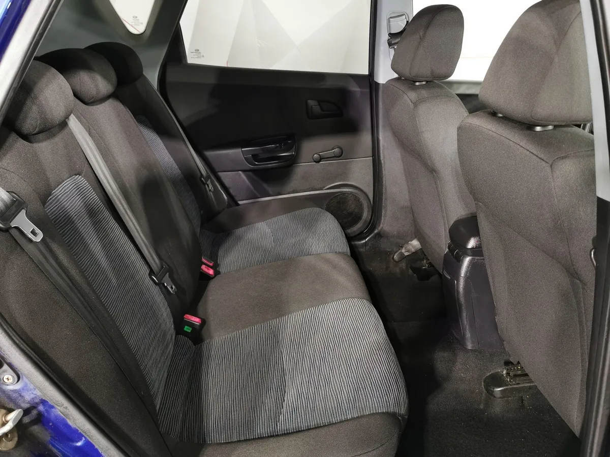 Kia Ceed 1.4 MT (109 л.с.) Синий в АВИЛОН. Слайд №15
