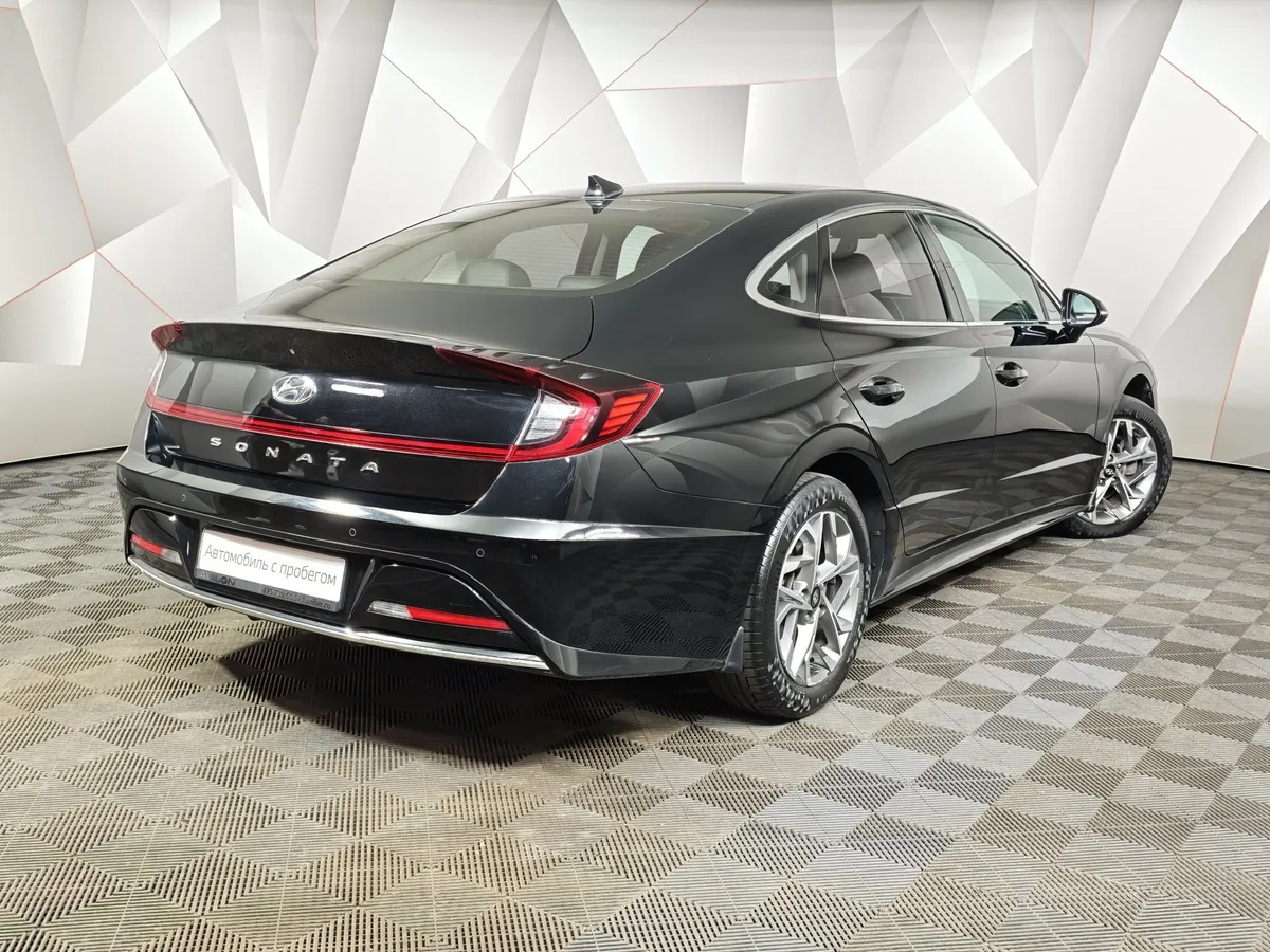 Hyundai Sonata 2.0 MPI (150 л.с.) Style Черный в АВИЛОН. Слайд №2