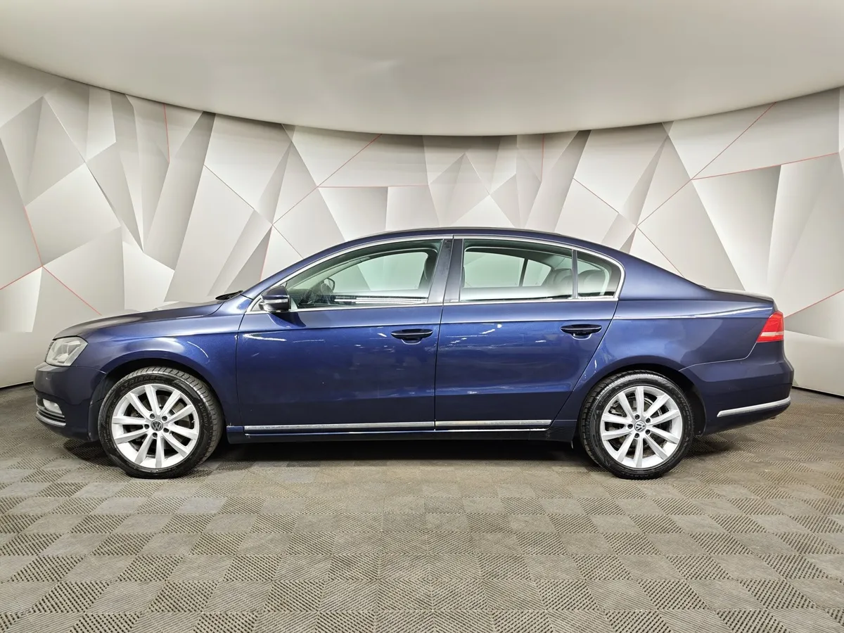 Volkswagen Passat 1.8 TSI DSG (152 л.с.) Highline Синий в АВИЛОН. Слайд №5
