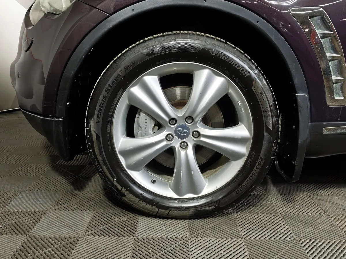 Infiniti FX-Series FX37 AT AWD (333 л.с.) Elegance Коричневый в АВИЛОН. Слайд №9