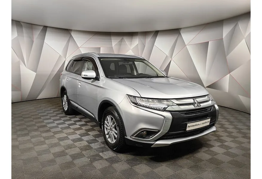 Mitsubishi Outlander 2.0 CVT 4WD (146 л.с.) Серебристый в АВИЛОН. Слайд №3