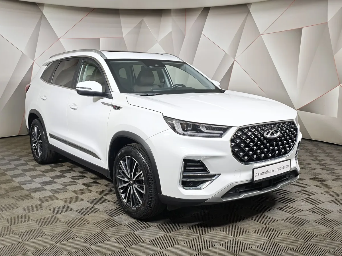Chery Tiggo 8 Pro 1.6 TGDI DCT7 (186 л.с.) Highline (пакет Ultimate) Белый в АВИЛОН. Слайд №3